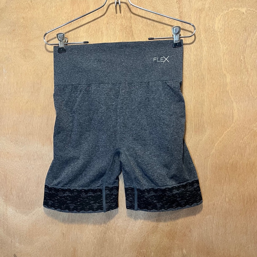 FLEX Slimming Shorts Women L/XL Gray High Waisted Lace Trim Booty Lift Shapewear
